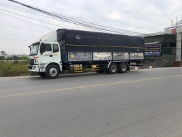 Xe tải 15 tấn thùng bạt mở full sườn dài 9m7 Xe tải 15 tấn thùng bạt mở full sườn dài 9m7